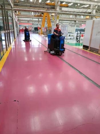 耐潔思洗地機